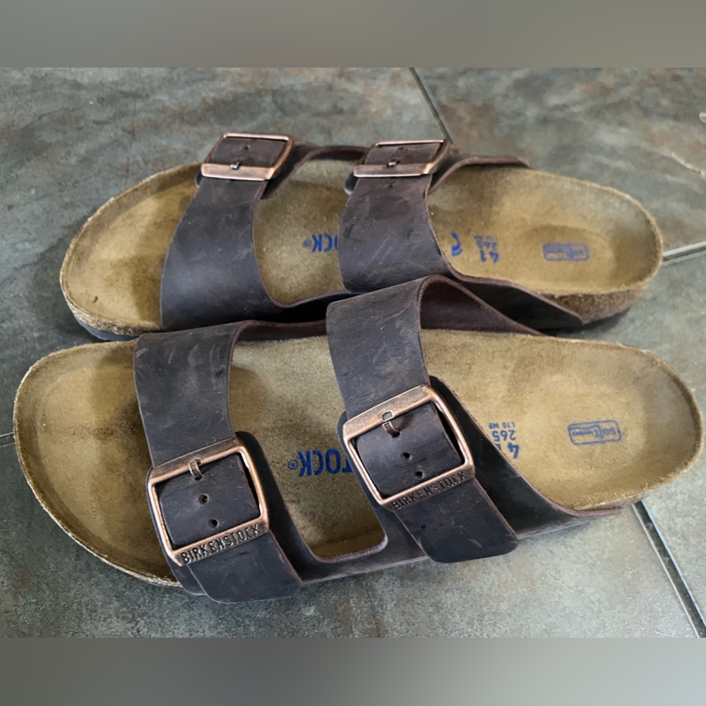 Birkenstock Dark Brown Leather Sandals size 10 41